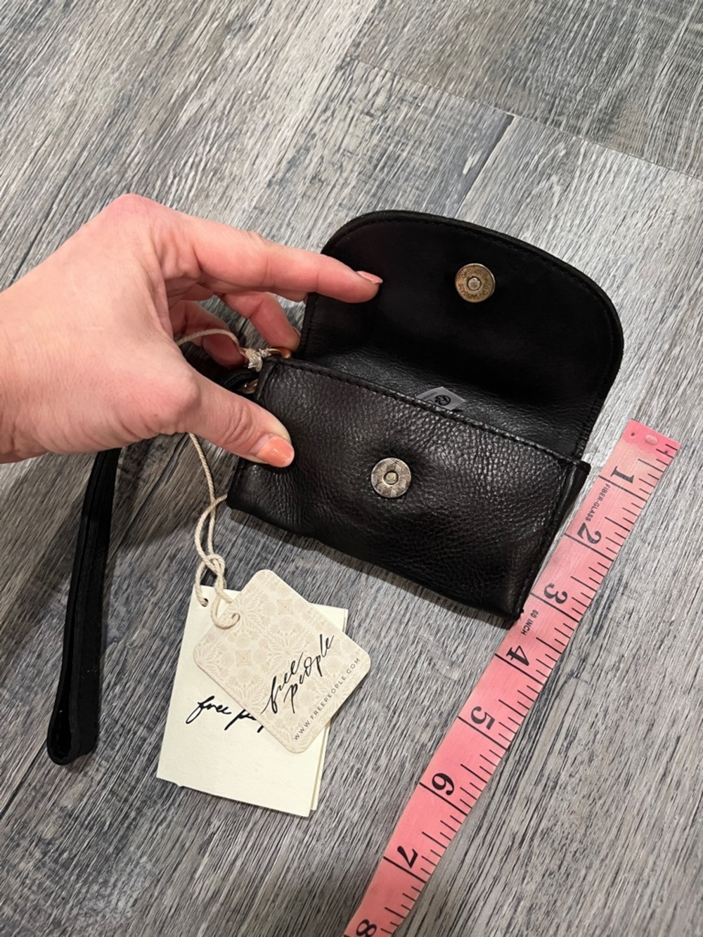 Free People NWT black leather bag lanyard - Picture 7 of 7